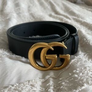 Gucci-LEATHER BELT WITH DOUBLE G BUCKLE